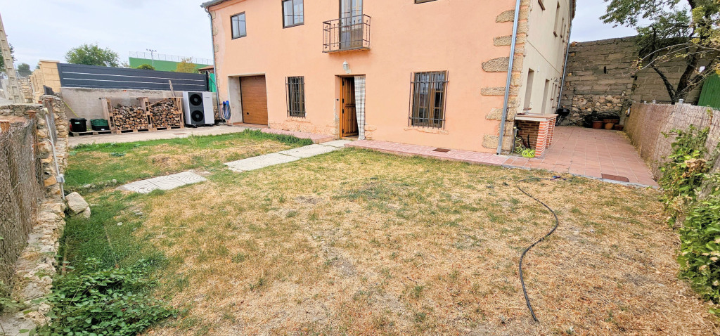 Imagen 3 de Casa de pueblo en Venta en Duruelo Segovia