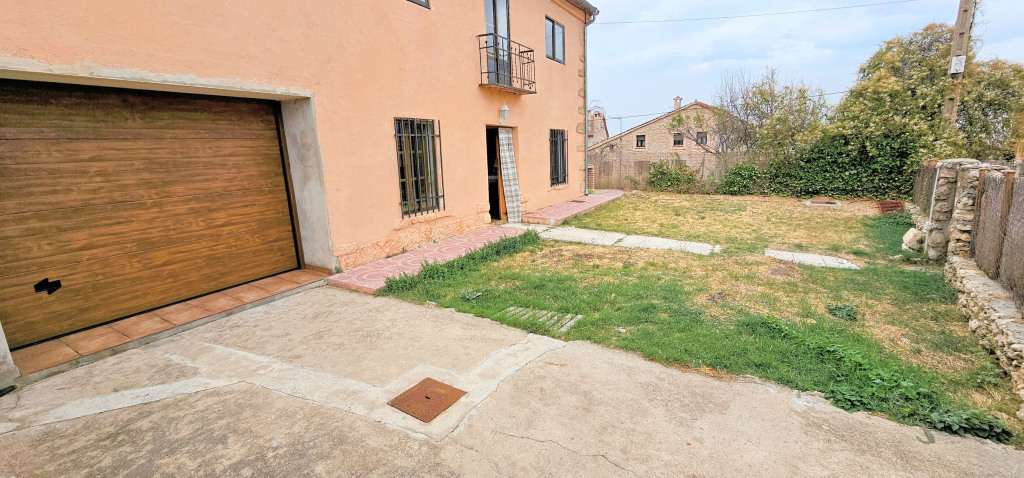 Imagen 4 de Casa de pueblo en Venta en Duruelo Segovia