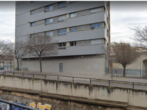 Imagen 2 de Local comercial en Venta en Terrassa Barcelona