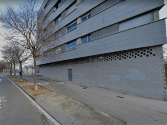 Imagen 3 de Local comercial en Venta en Terrassa Barcelona