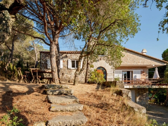 Imagen 3 de Espectacular casa con 2 Hectáreas de terreno y gran piscina en Castell d'Aro/S'Agaró