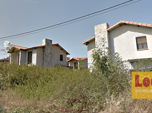 Imagen 4 de Obra residencial parada de chalets en Cantabria