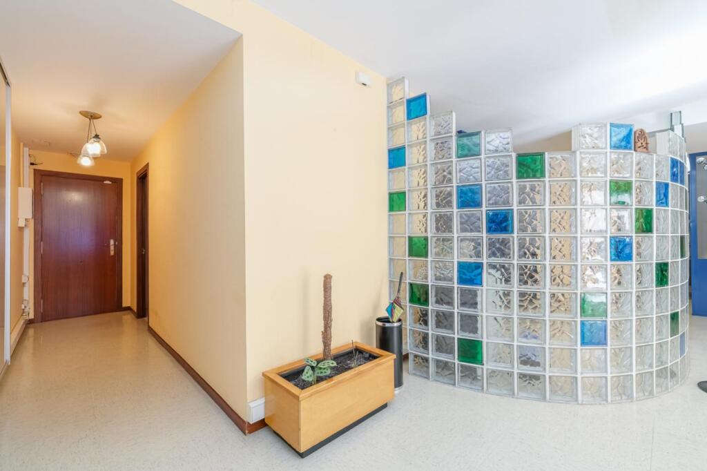 Imagen 4 de PRECIOSA OFICINA  PARA INVERTIR