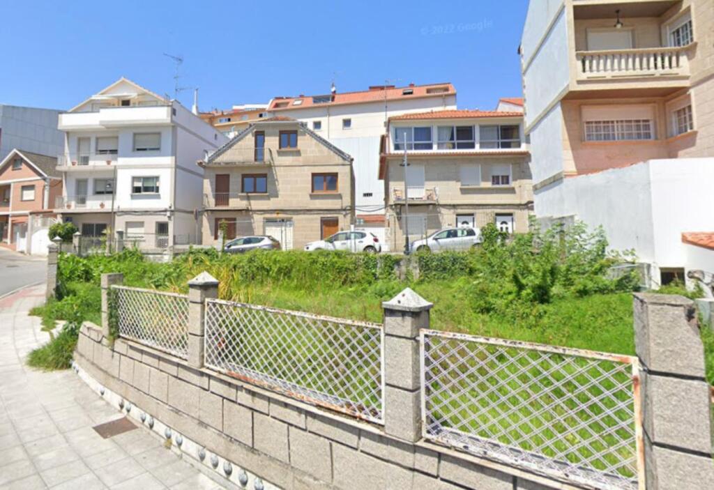 Imagen 4 de SOLAR EDIFICABLE CON PROYECTO PARA 13 VIVIENDAS. MOAÑA CENTRO.