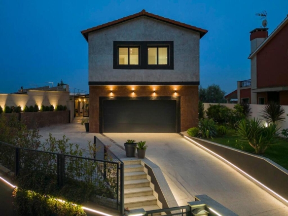 Imagen 3 de ESPECTACULAR CHALET EN CANGAS DEL MORRAZO