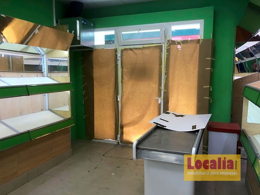 Imagen 2 de Tienda de alimentación en Torrelavega