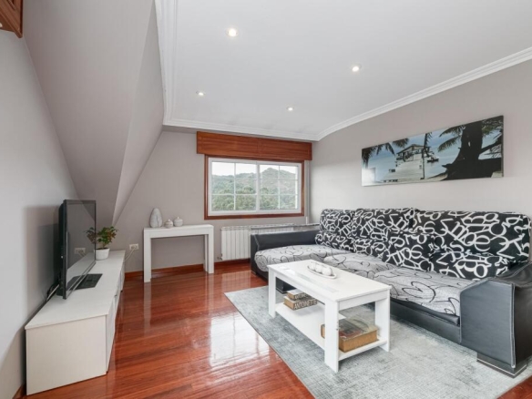 Imagen 2 de Disfruta de dos casas en una!