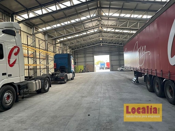 Imagen 3 de Nave Industrial de 2500m2 situada en Hoznayo