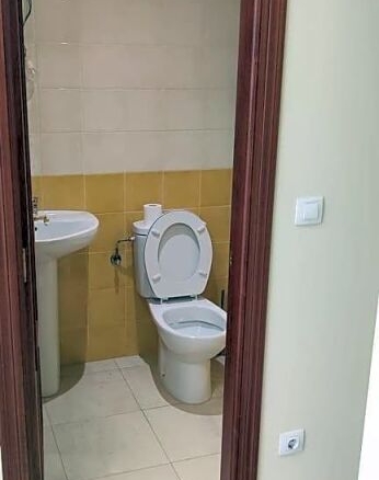 Imagen 4 de Oficina en edificio profesional en Torrelavega.