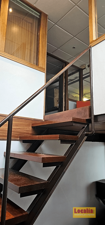 Imagen 4 de Nave Industrial en venta en Santa Cruz de Bezana de 310 m2