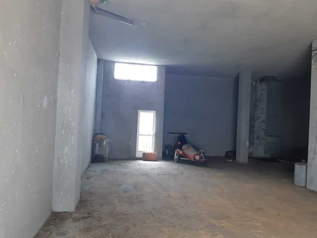 Imagen 3 de Local comercial en Venta en Oleiros (Santa Maria Oleiros) La Coruña