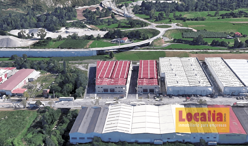 Imagen 4 de Nave con parcela exterior en Polígono de Barros