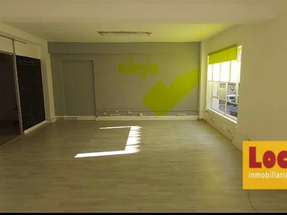 Imagen 2 de Oficinas en el centro de Torrelavega