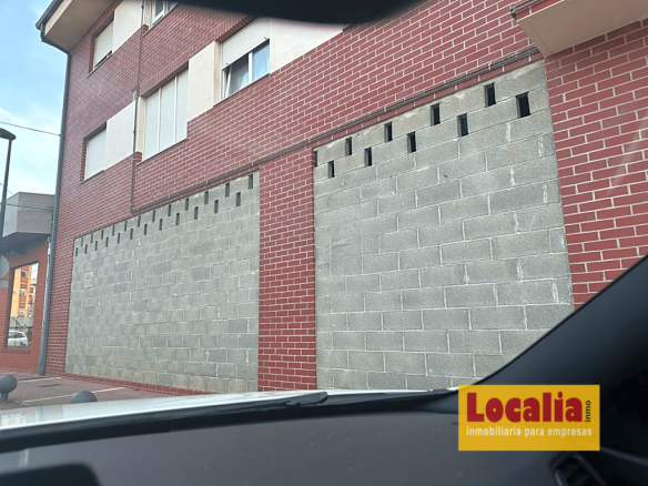 Imagen 3 de Local diáfano en bruto de 180m² situado en Cartes