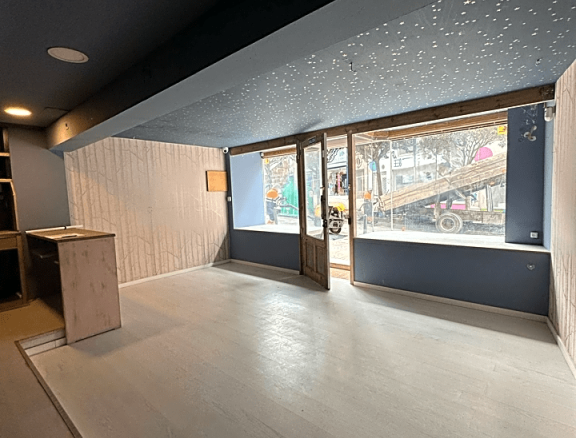 Imagen 3 de Local comercial en el centro de Torrelavega