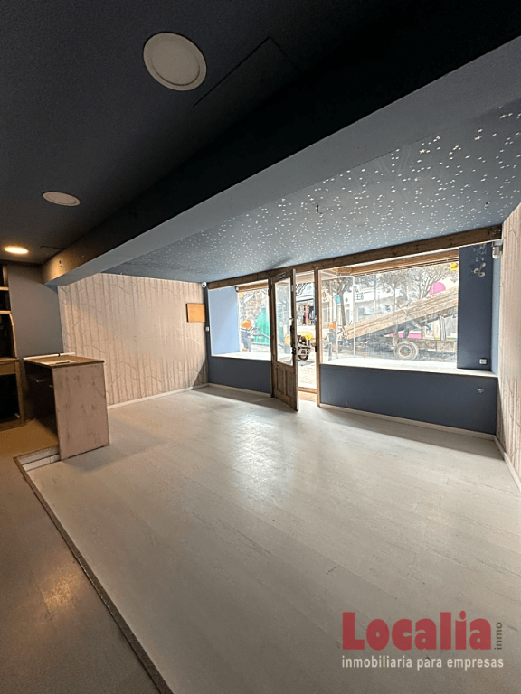 Imagen 3 de Local comercial en el centro de Torrelavega