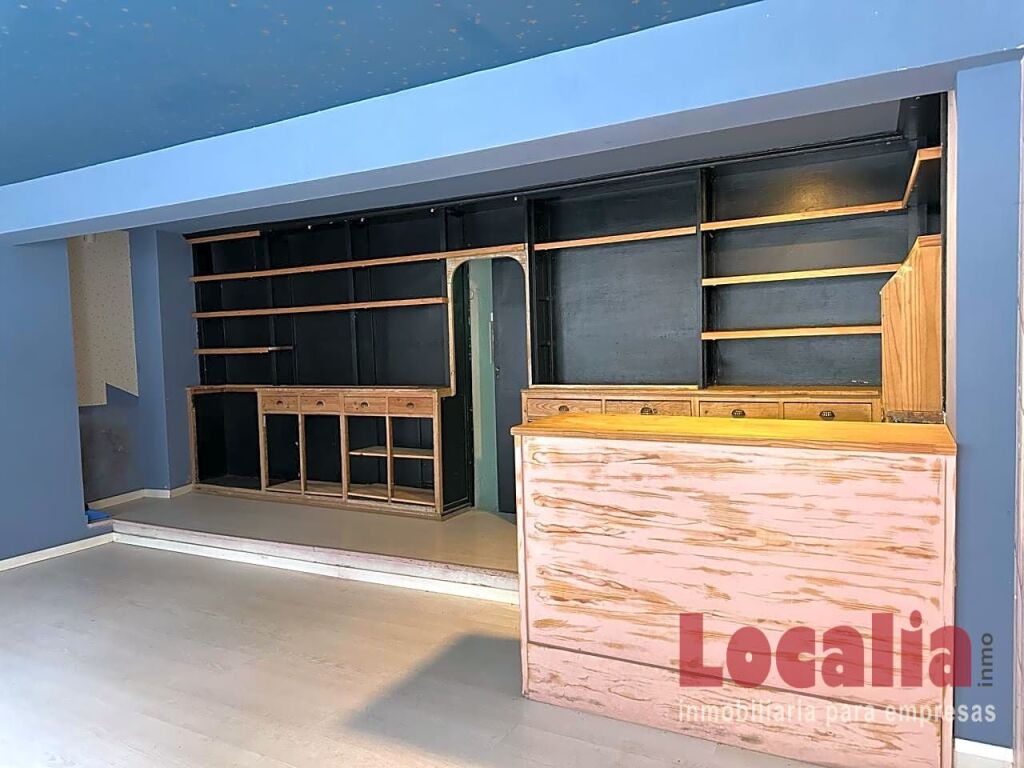 Imagen 4 de Local comercial en el centro de Torrelavega