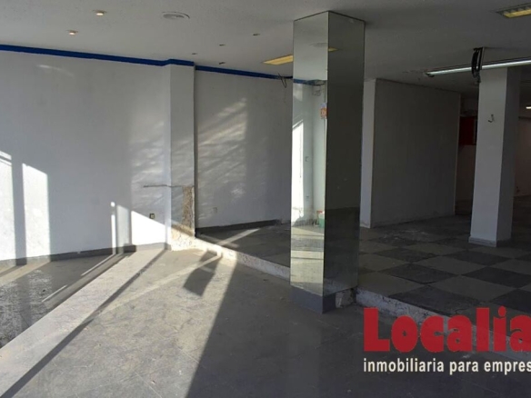 Imagen 2 de Local comercial junto a Valdecilla