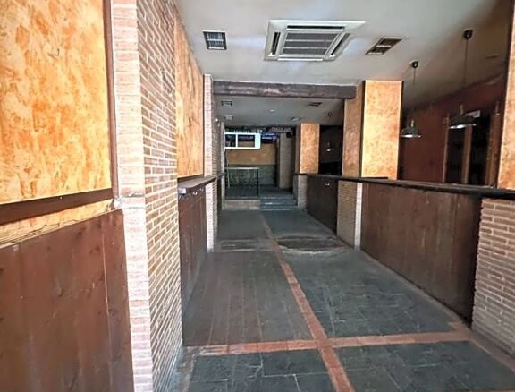 Imagen 3 de Local para inversión en el centro de Torrelavega