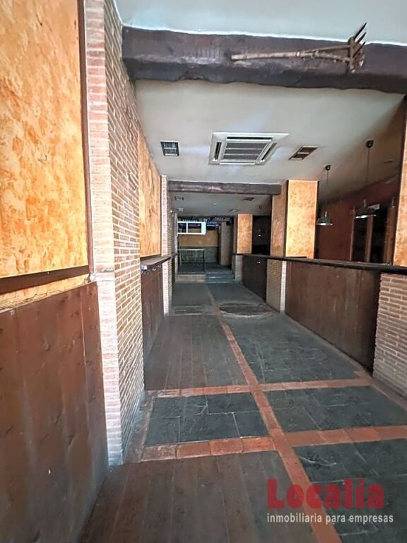 Imagen 3 de Local para inversión en el centro de Torrelavega