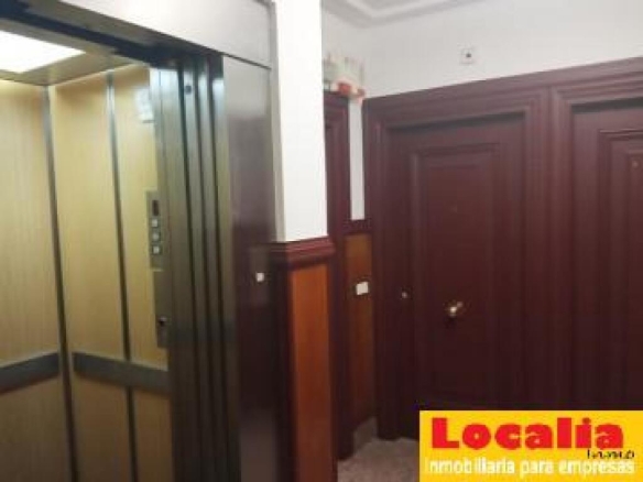 gestoría en la calle Burgos