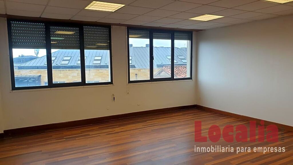 Imagen 2 de Amplia oficina de 95m² en Santander Imagen 2 de Amplia oficina de 95m² en Santander