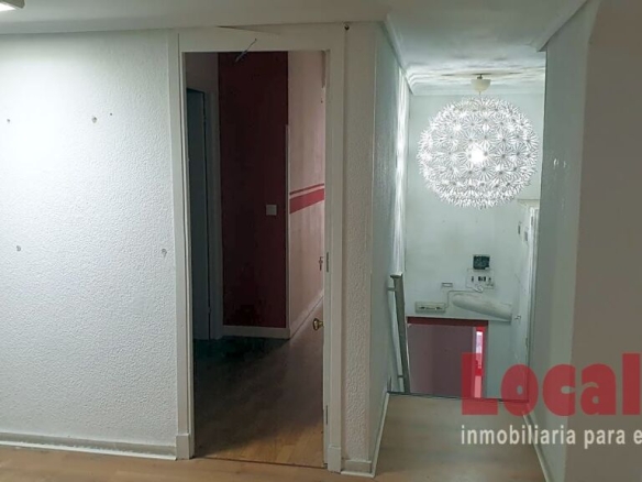 Imagen 3 de Local con múltiples oficinas en el centro de Santander