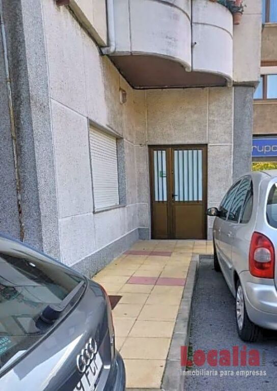 Imagen 2 de Local en venta en Torrelavega. Cantabria Imagen 2 de Local en venta en Torrelavega. Cantabria