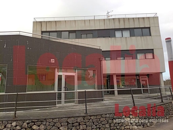 Imagen 3 de Oficina en alquiler en Miengo de 38 m2