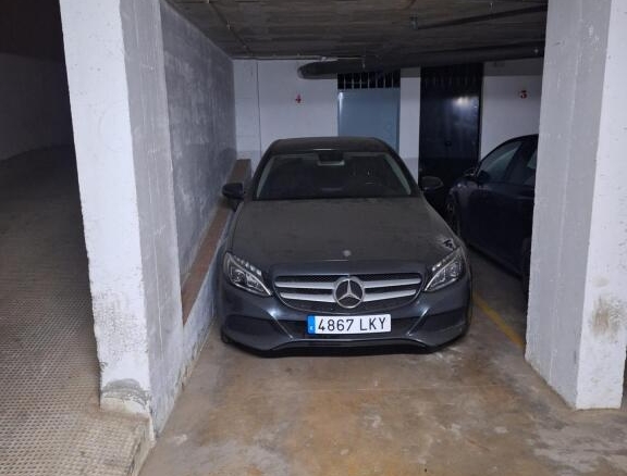 venta de 5 plazas de garaje en la zona del Instituto en Coria del Rio!!!