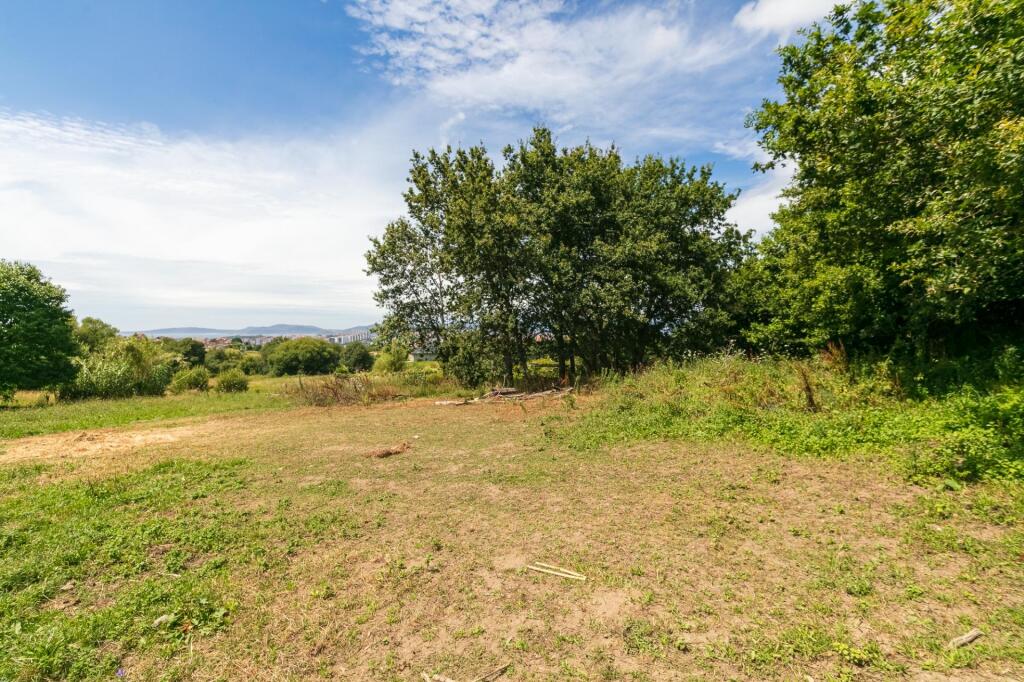 Imagen 2 de Terreno urbano sin edificabilidad en Matamá