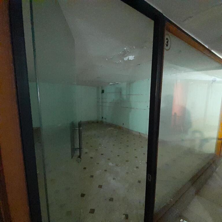 Imagen 2 de Local usado como Galería comercial de 850 m² Imagen 2 de Local usado como Galería comercial de 850 m²