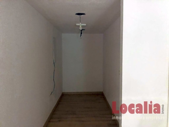 Imagen 2 de Local listo para tu negocio en Torrelavega