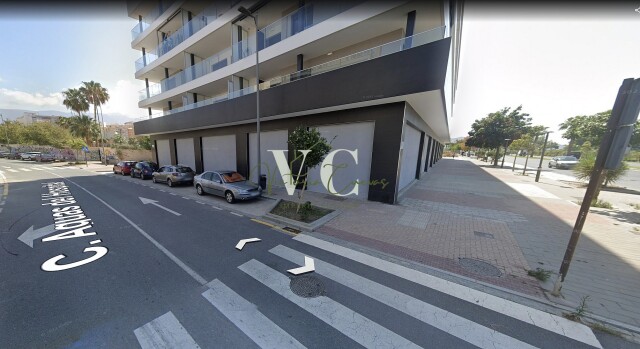 Imagen 3 de Local comercial en Venta en Motril Granada