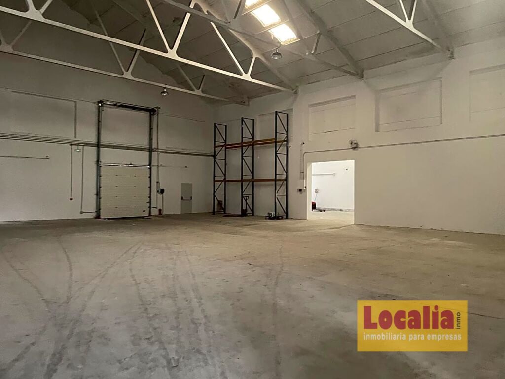 Imagen 4 de Nave Logística y  Distribución en Cantabria