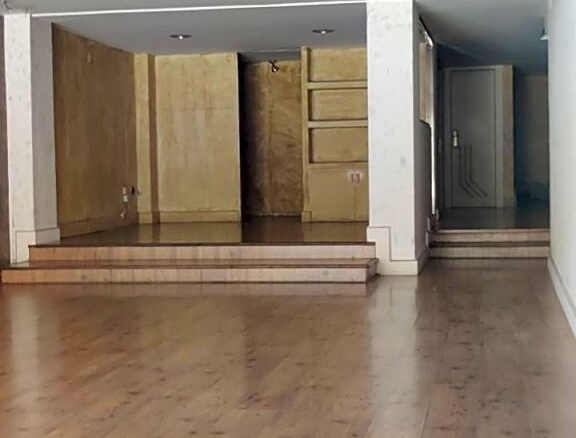 Imagen 2 de Local en el centro de Torrelavega