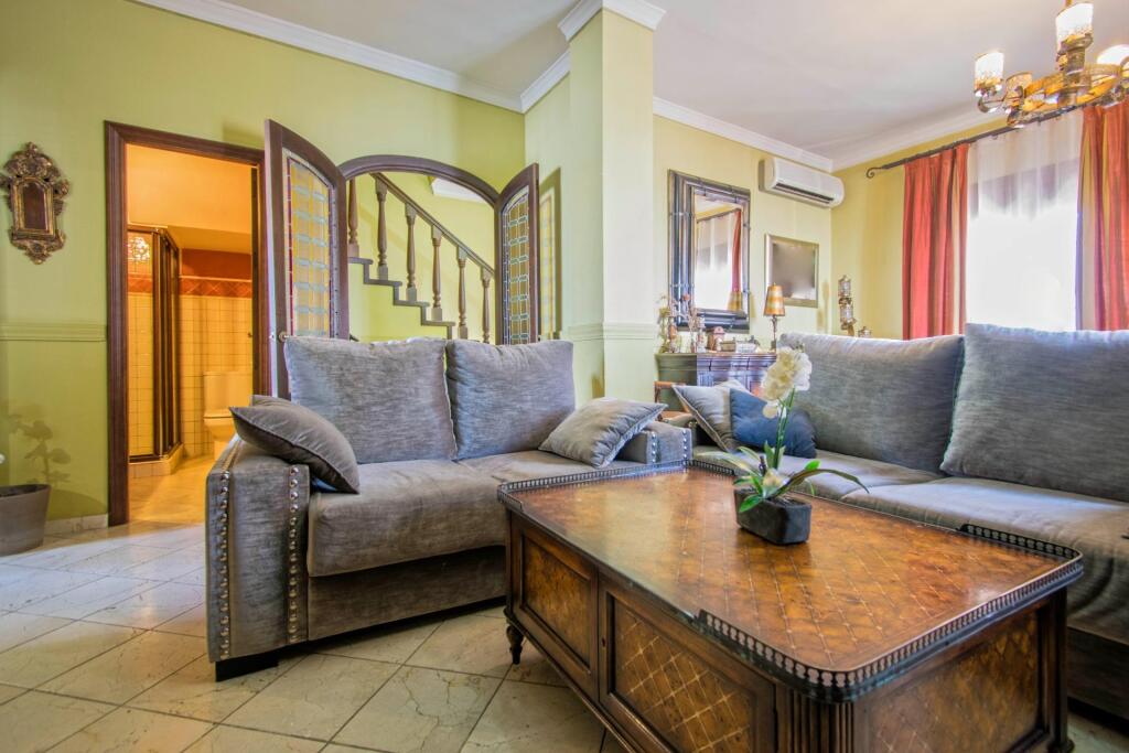 Imagen 4 de Precioso chalet independiente en Pilas!!!