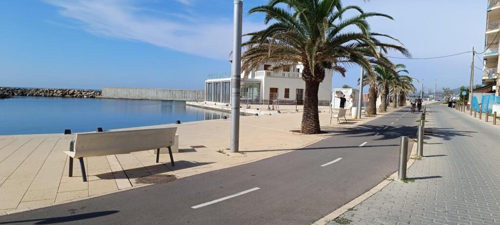 Imagen 2 de Espectacular Casa en planta baja en el Molinar