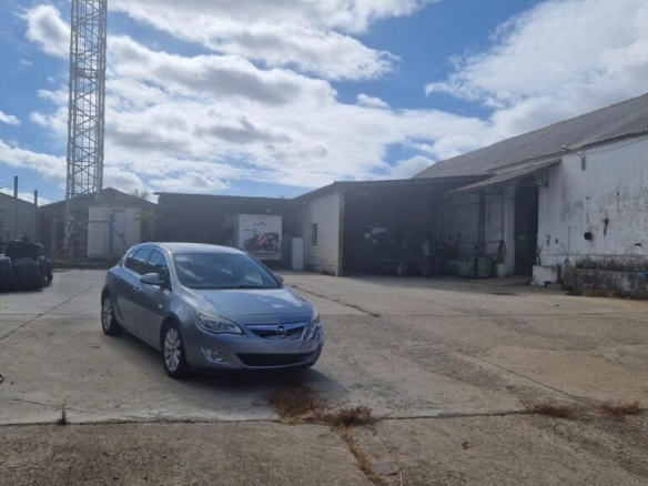 Imagen 4 de Estupendo terreno en Escacena del campo!!!