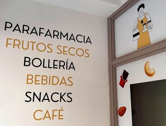 Imagen 4 de Local con negocio en funcionamiento en Santander.