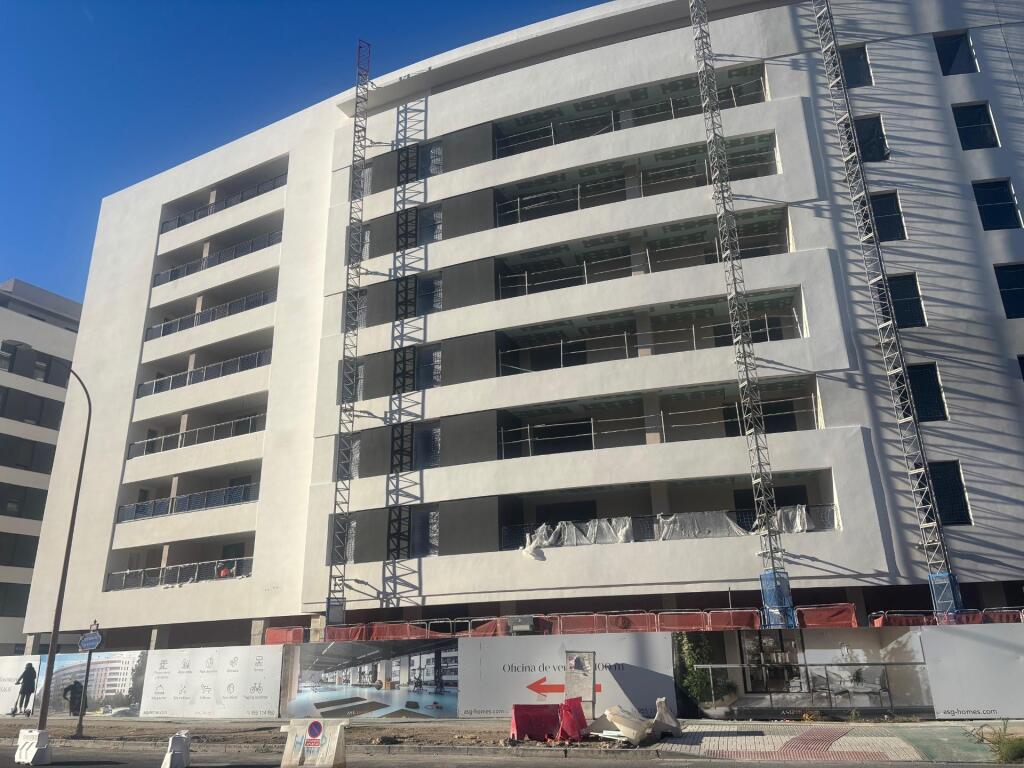 Imagen 2 de Estupendo local comercial en Residencial Argos III Imagen 2 de Estupendo local comercial en Residencial Argos III