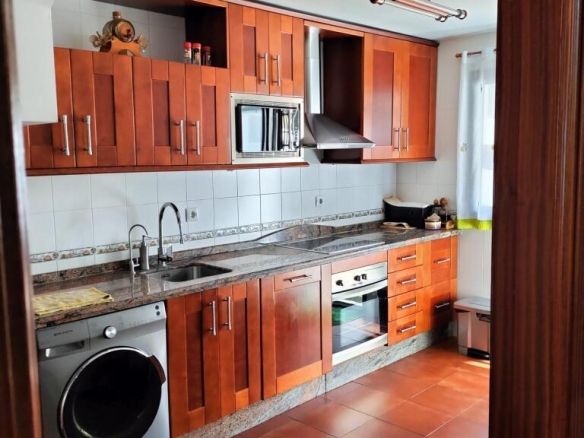 Imagen 4 de Gran vivienda adosada en Cazalla De La Sierra con fantásticas vistas a la sierra!!!