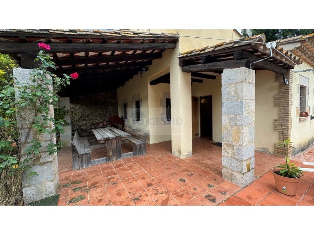 Imagen 3 de Casa-Chalet en Venta en Llambilles Girona