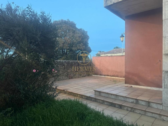 Imagen 3 de Magnífico Adosado en Goian-Tomiño: ¡Tu Casa Ideal te Espera!