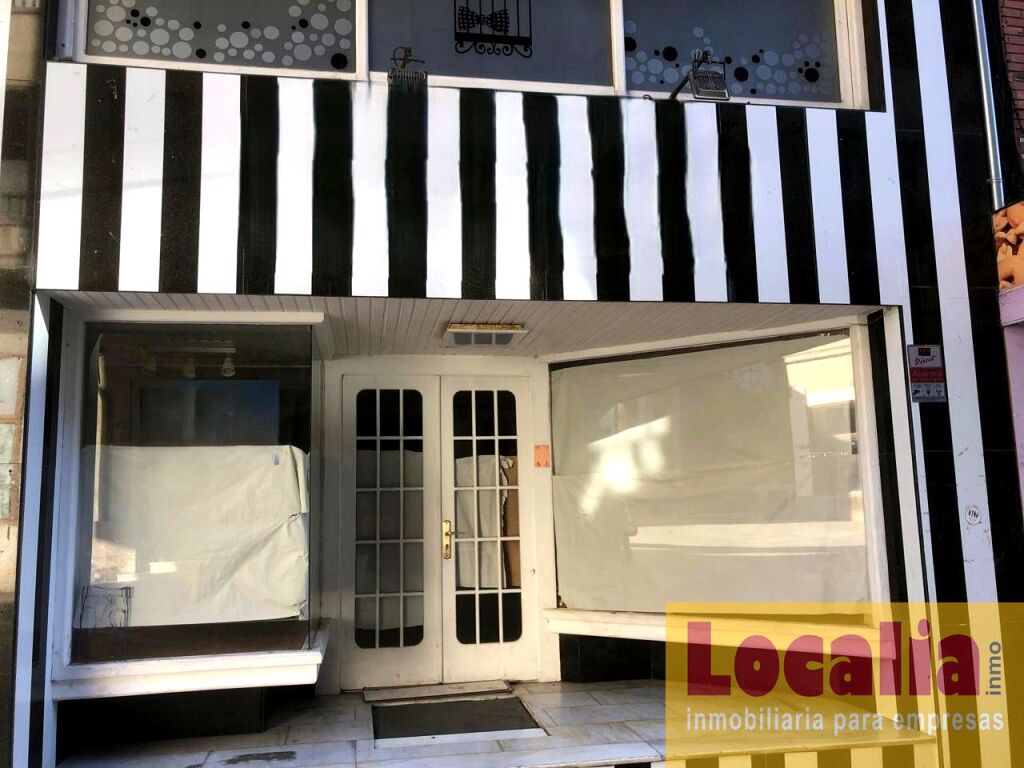 Imagen 2 de Alquiler de local comercial en Torrelavega