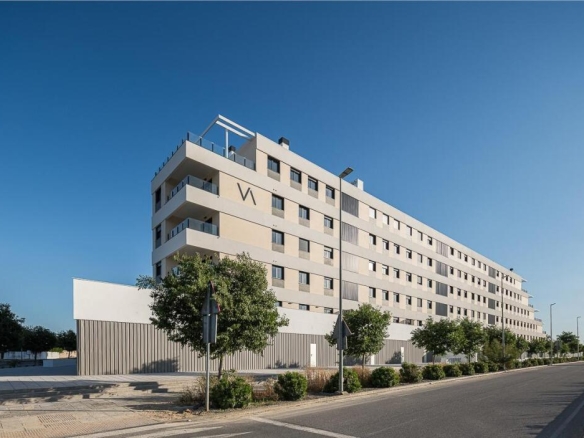 Imagen 2 de Estupendo local en bruto en Nuevo Bulevar!!!