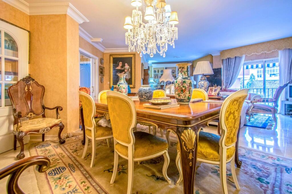 Imagen 3 de Espectacular vivienda junto Avenida Luis Montoto!! Imagen 3 de Espectacular vivienda junto Avenida Luis Montoto!!