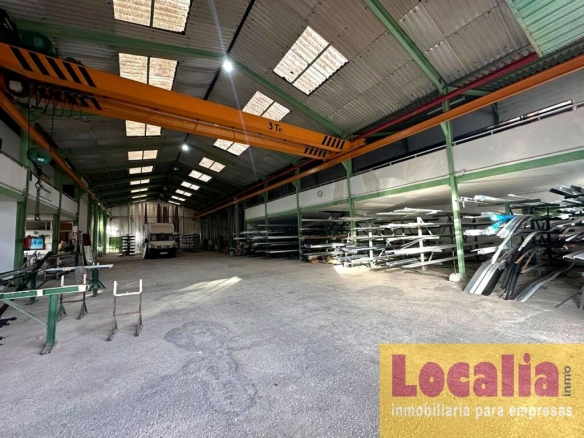 Imagen 4 de Nave industrial 1000 m²en venta. Stgo de Cartes.
