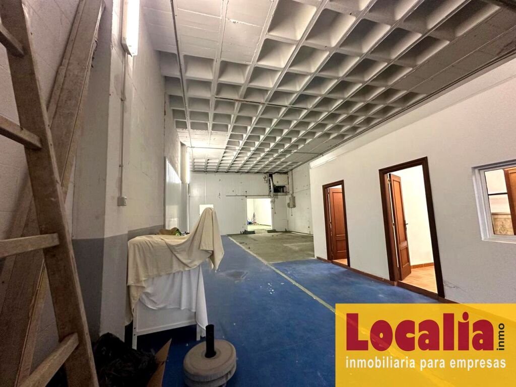 Imagen 3 de Estupenda nave industrial en venta en Bezana