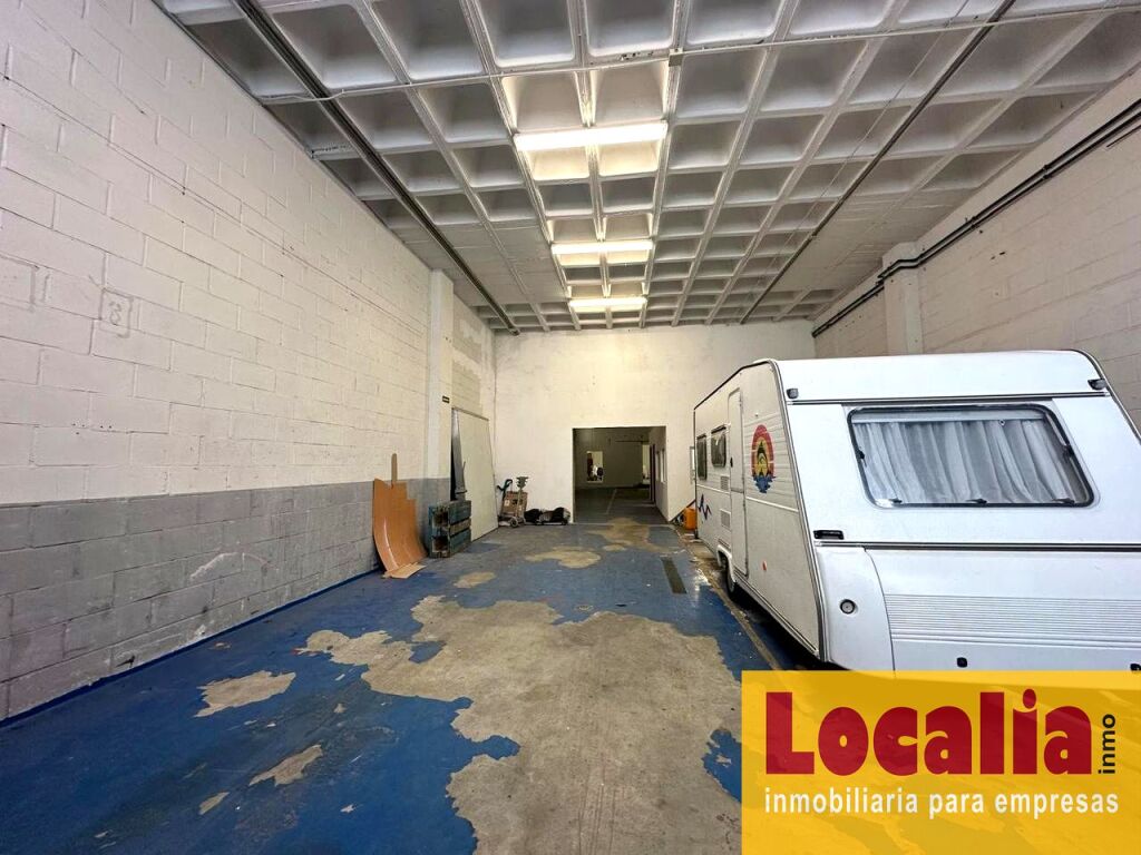 Imagen 4 de Estupenda nave industrial en venta en Bezana